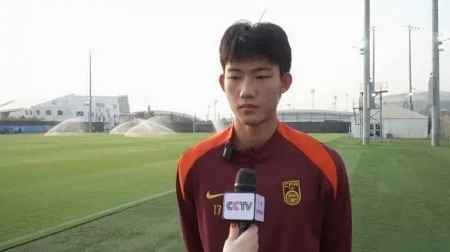 赵松源谈进球后被换下：比赛强度有点大，体能状况不太理想