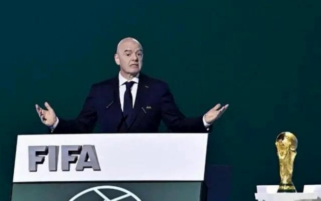 FIFA难移奔驰球场标志禁拍高空镜头