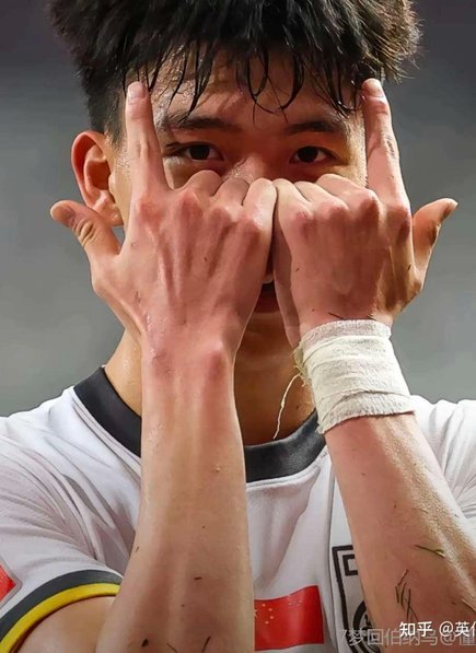 深度解析：王钰栋实力绝对强于佐藤龙之介！