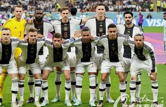 德国/巴拉圭FIFA排名相差31位，为1994以来世界杯第四冷门