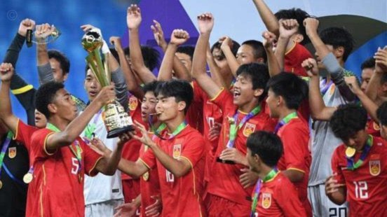 国少上半场：防守坚韧无奈进攻乏力