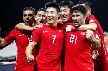 国足集训名单出炉 韦世豪领衔蓉城7将 布尼亚明赵松源入选