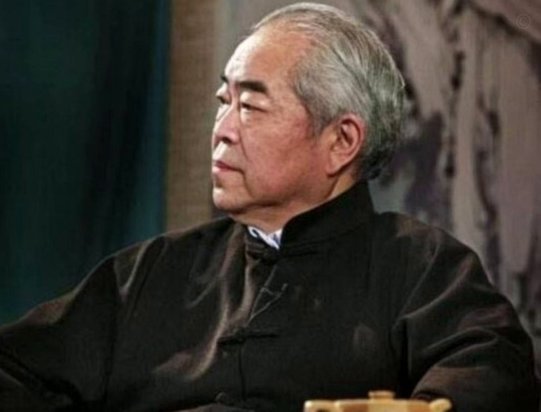 费耶诺德释疑，反思巴萨战术
